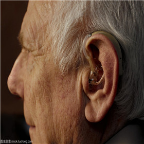 【大连助听器总部】相约春天，感恩特惠！0411-84338707