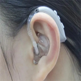 【大连辽师验配中心】您的听力，值得定制！0411-84210003  