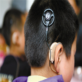 【大连马栏助听器老店】全新体验，试听左点骨导助听器！0411-84210003